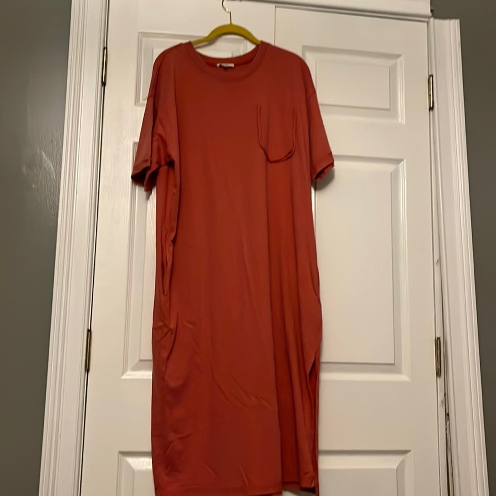 Easel Boutique Brand Dress with pockets